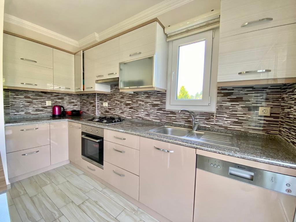Korfez Life Apartments Фетхие Экстерьер фото